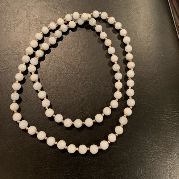 Jadeite - Light Green Beaded Necklace with gold stations - Picture 2 of 3